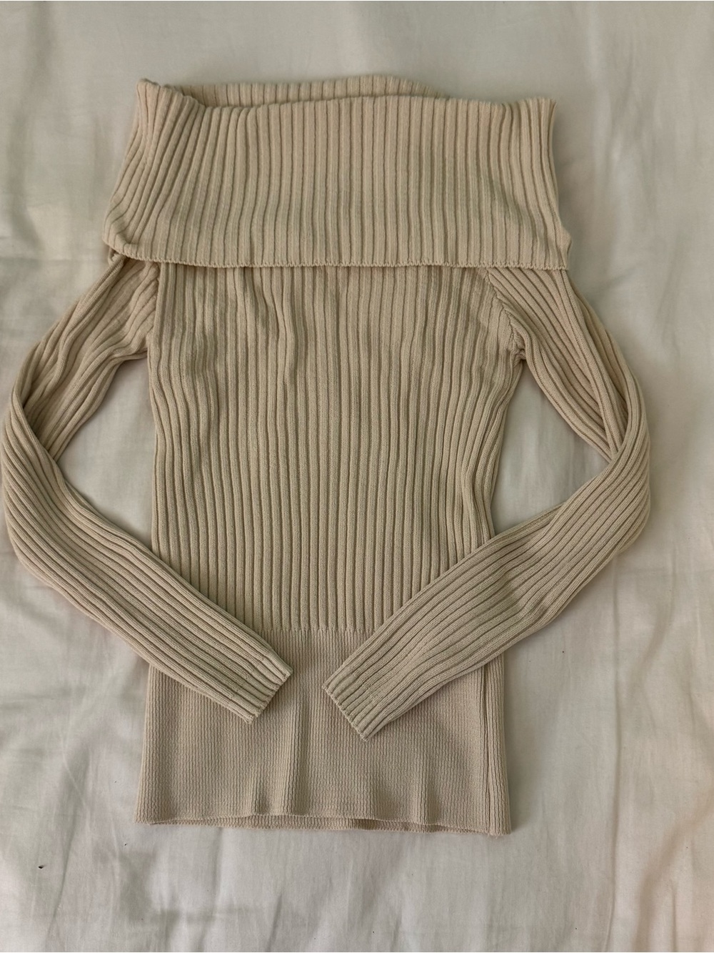 Off-Shoulder Ribbed Sweater in Beige